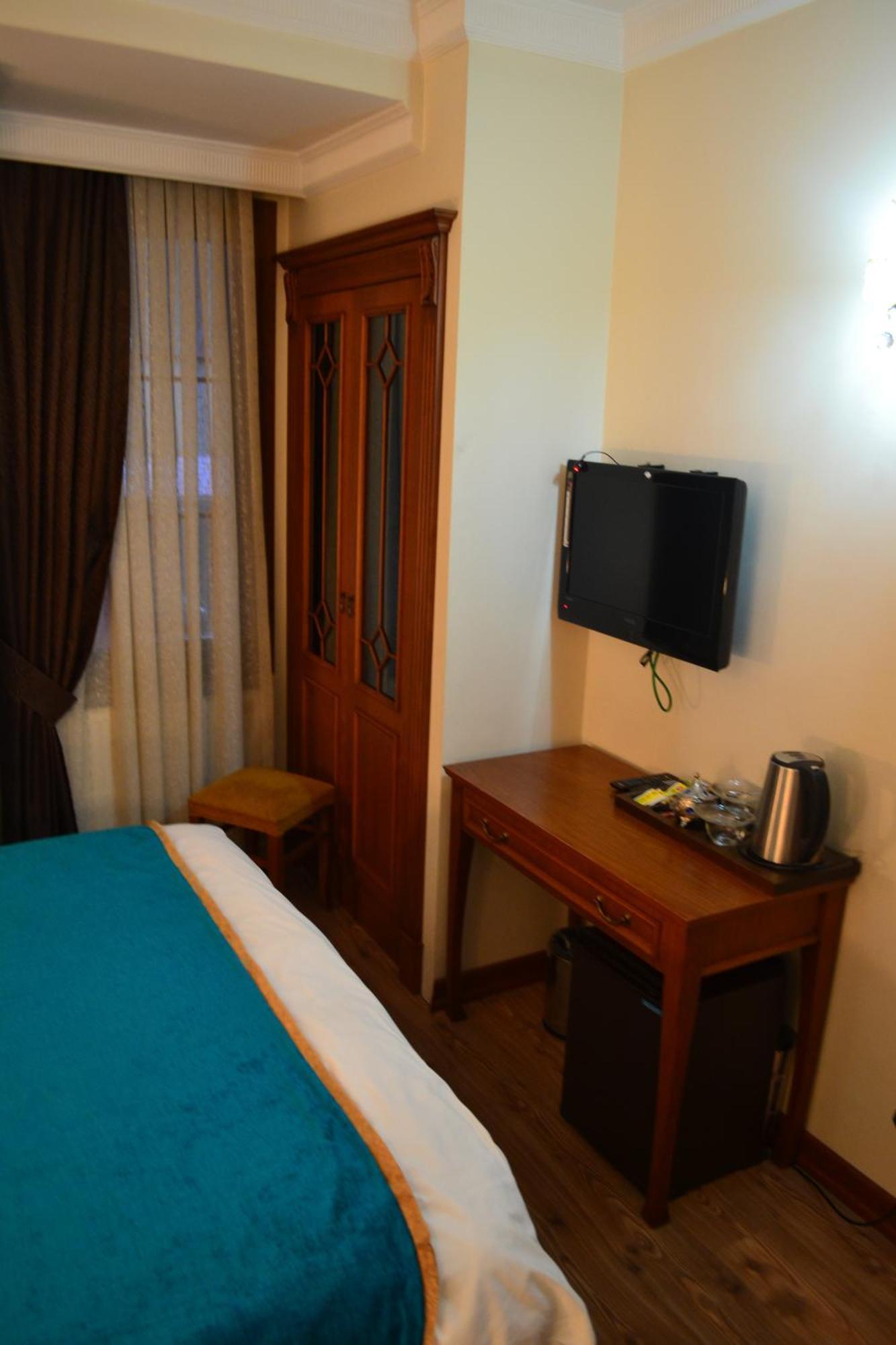Blue Istanbul Hotel Room photo